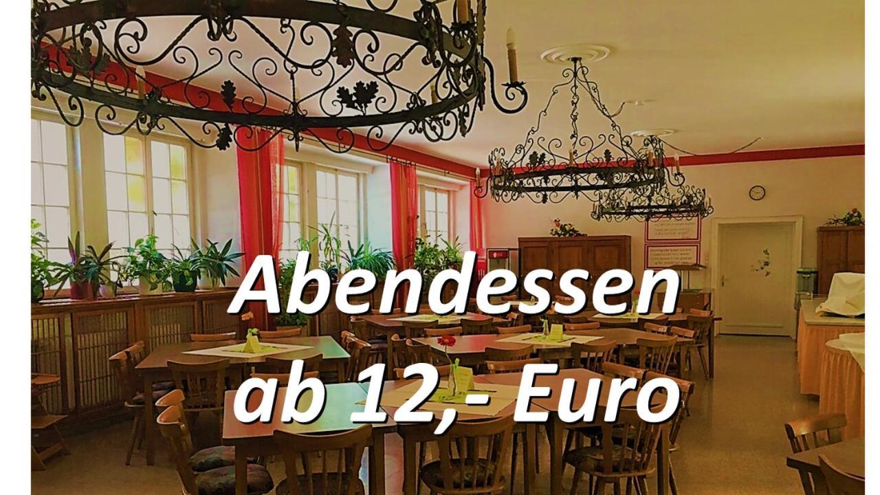 Jugendhotel Nuernberg Exteriör bild